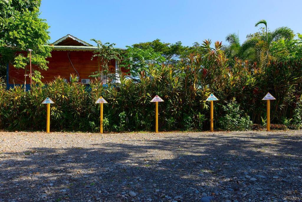 Casa Kristel - Exquisite Villa Getaway Puerto Viejo de Talamanca エクステリア 写真