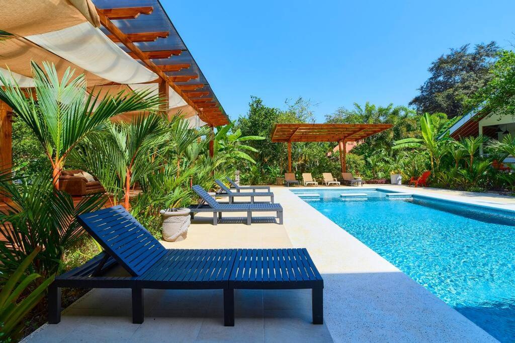 Casa Kristel - Exquisite Villa Getaway Puerto Viejo de Talamanca エクステリア 写真